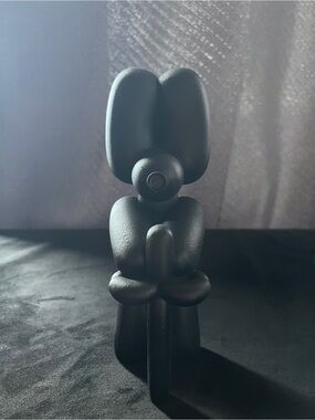 Black Balloon Dog Art Figure King Arthur Excalibur Homage 8” inches